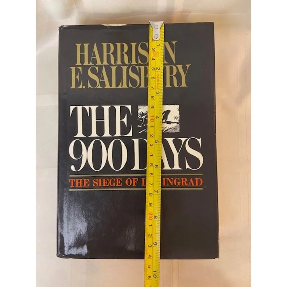 The 900 Days The Siege of Leningrad Harrison E Salisbury Hardcover History Book